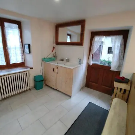 Lägenhet Maison De Village - Montagne Landry